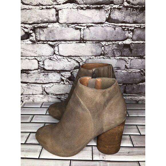 Jeffrey Campbell Hanger Gray Taupe Leather Booties Heels Boots Women Sz 9M US/40 - Picture 11 of 16